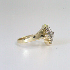 American Jewelry ESTATE 14k Yellow Gold 1/3ctw Baguette & Round Bypass Cluster Ring (Size 6)