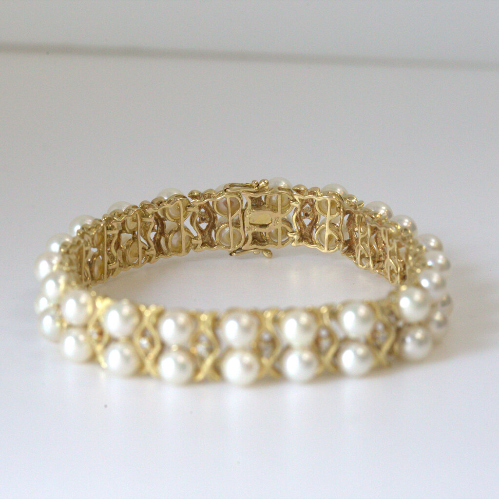 American Jewelry ESTATE 1/4ctw Diamond Double Row Pearl Bracelet (7")