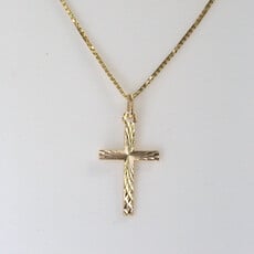 American Jewelry 14k Yellow Gold Cross Pendant Necklace (15.5"-17.5")