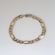 American Jewelry 14k Yellow Gold 7.5mm Flat Figaro Chain Bracelet (8")