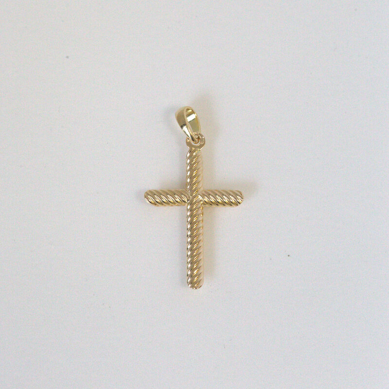 American Jewelry 18k Yellow Gold Twisted Cross Necklace Pendant