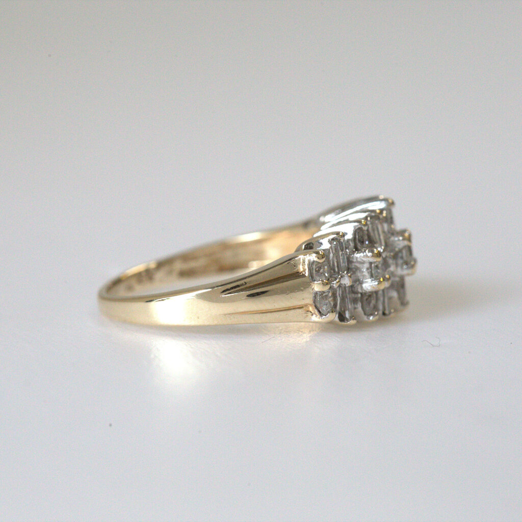 American Jewelry ESTATE 10k Yellow Gold 1ctw Baguette & Round Diamond Multi-Row Ring (Size 6)