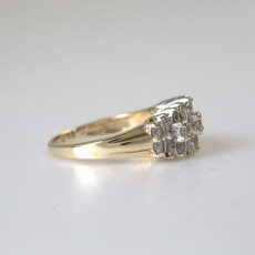 American Jewelry ESTATE 10k Yellow Gold 1ctw Baguette & Round Diamond Multi-Row Ring (Size 6)