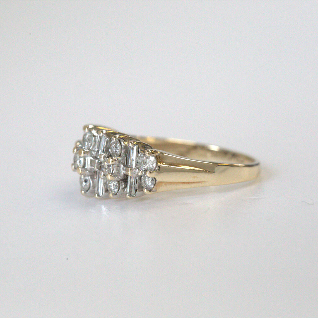 American Jewelry ESTATE 10k Yellow Gold 1ctw Baguette & Round Diamond Multi-Row Ring (Size 6)
