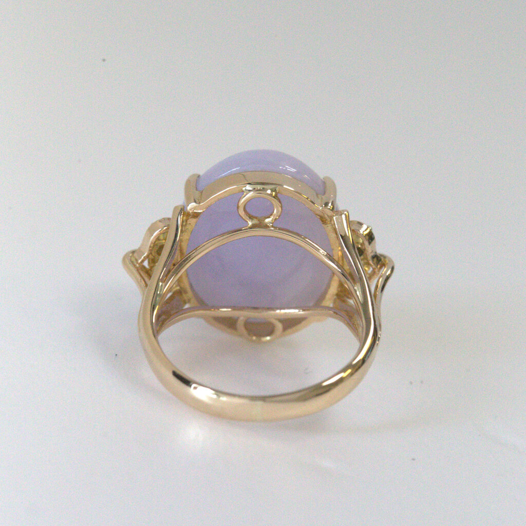 ESTATE 14k Yellow Gold Lavender Jade with approx .12ctw Diamond Accented Fashion Ring