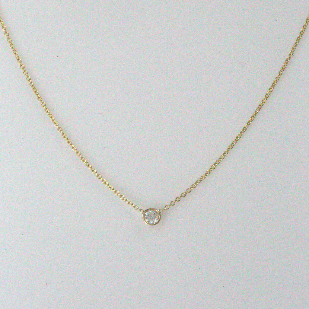 American Jewelry 14k Yellow Gold 1/10ctw Round Diamond Bezel Necklace (16"-18")