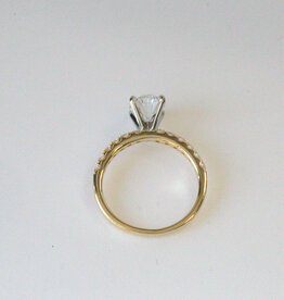 American Jewelry 18k Two-Tone White/Yellow Gold 2.11ctw (1.75ct Lab-Grown Oval E/VS1 IGI Engagement Ring (Size 7.25)