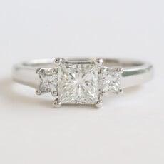 American Jewelry Platinum 1.25ctw (1.00 I/VS1 GIA Ctr) Princess Cut Diamond 3 Stone Engagement Ring