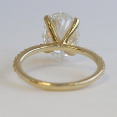 American Jewelry 14k Yellow Gold 4.23ctw (4.01 G/VS2) Lab Grown Oval Diamond Accented Solitaire Engagement Ring