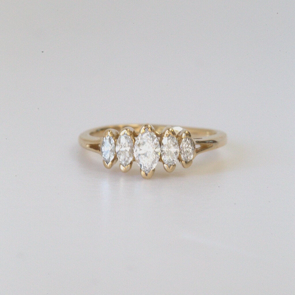 American Jewelry ESTATE 14k Yellow Gold 0.40ctw 5-Stone Marquise Diamond Ring (Size 4.75)
