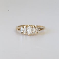 American Jewelry ESTATE 14k Yellow Gold 0.40ctw 5-Stone Marquise Diamond Ring (Size 4.75)