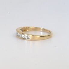 American Jewelry 14k Yellow Gold 3/4ctw Princess Cut Channel Set Diamond Band (Size 6.5)