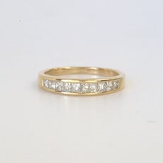 American Jewelry 14k Yellow Gold 3/4ctw Princess Cut Channel Set Diamond Band (Size 6.5)