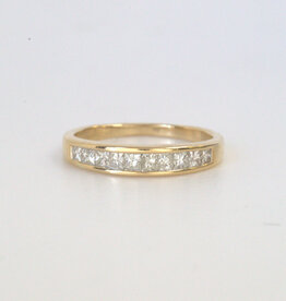 American Jewelry 14k Yellow Gold 3/4ctw Princess Cut Channel Set Diamond Band (Size 6.5)