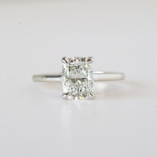 American Jewelry 18k White Gold 1.50ct E/VS2 Elongated Cushion Diamond Cathedral Solitaire Engagement Ring (Size 4.5)