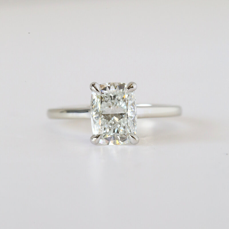 American Jewelry 18k White Gold 1.50ct E/VS2 Elongated Cushion Diamond Cathedral Solitaire Engagement Ring (Size 4.5)
