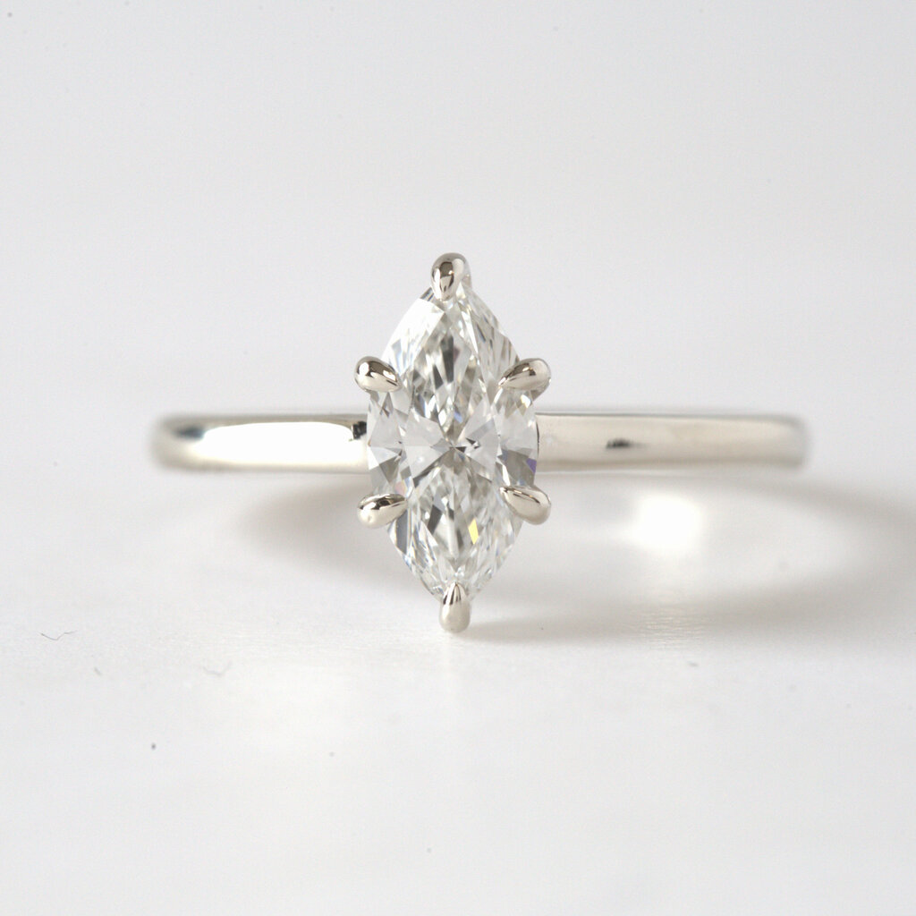 American Jewelry 14k White Gold 1.00ct F/VS1 IGI Lab Grown Marquise Diamond Solitaire Engagement Ring (Size 7)