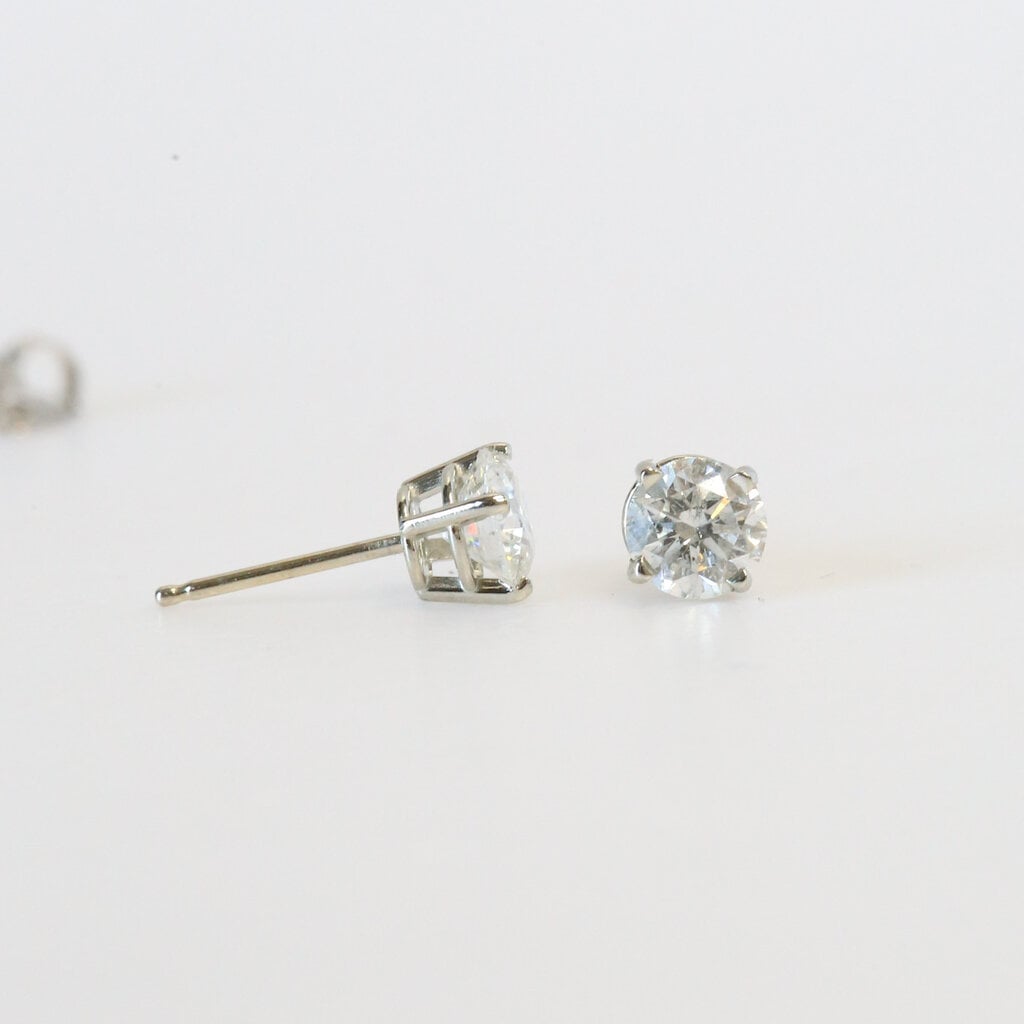 American Jewelry 14k White Gold 1ctw FG/SI2 Round Diamond Stud Earrings