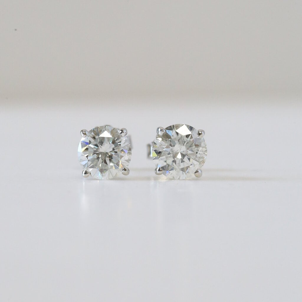 American Jewelry 14k White Gold 2.09ctw (I/I1) Diamond Martini Set Stud Earrings