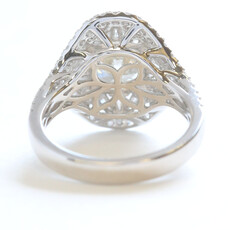 American Jewelry 18k White Gold 3.58ctw (2.55 I/SI2 Ctr) Round Diamond Vintage Style Baguette Accented Engagement Ring