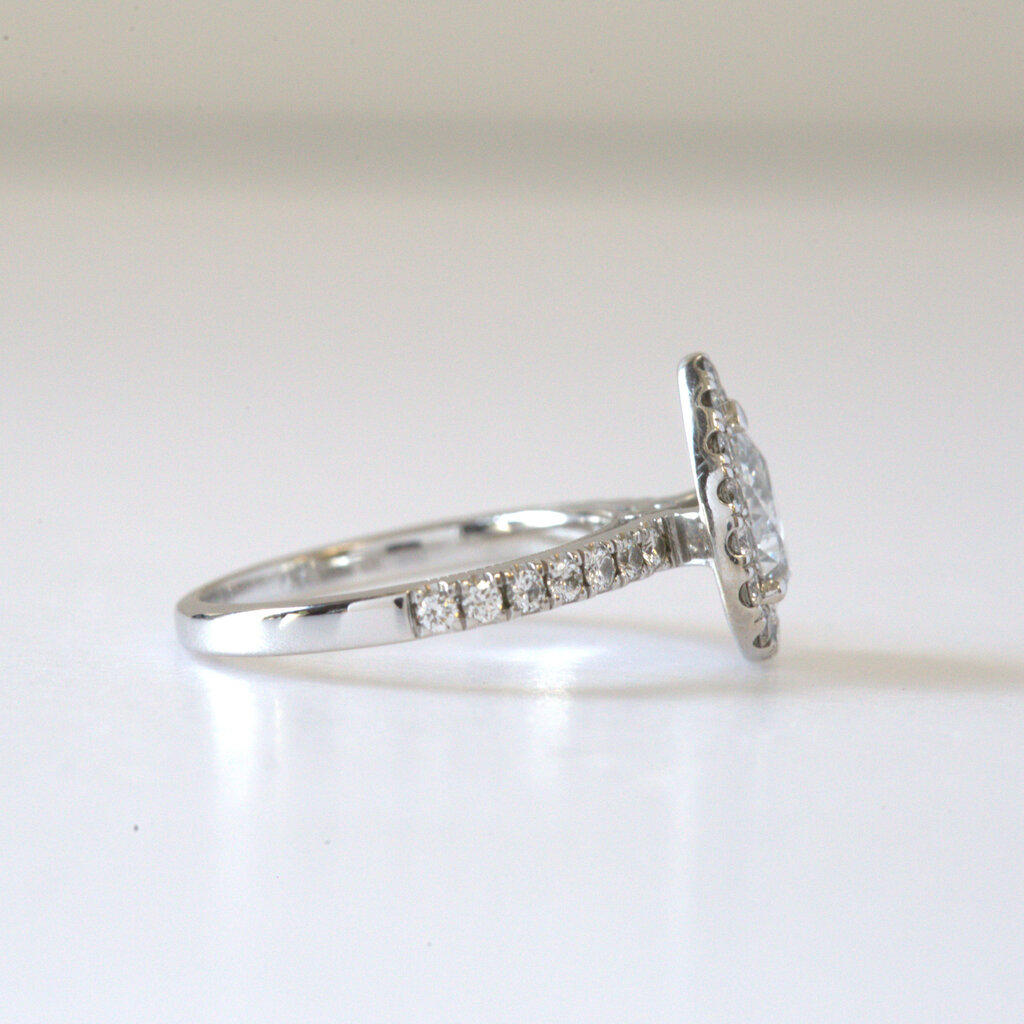 ESTATE 14k White Gold 1.75ctw (1ct H/SI1 Center) Pear Halo Diamond Engagement Ring with .30ctw Diamond Wedding Band
