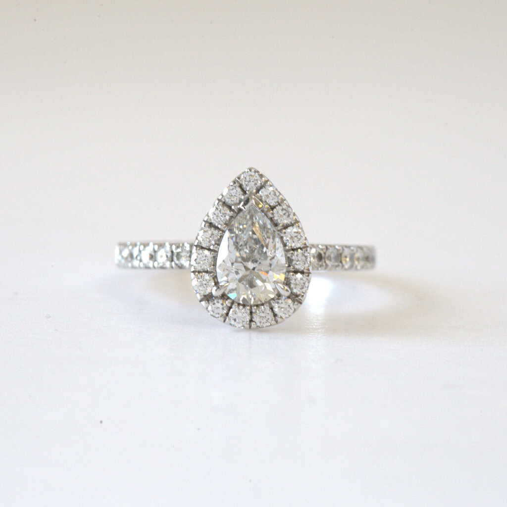 ESTATE 14k White Gold 1.75ctw (1ct H/SI1 Center) Pear Halo Diamond Engagement Ring with .30ctw Diamond Wedding Band
