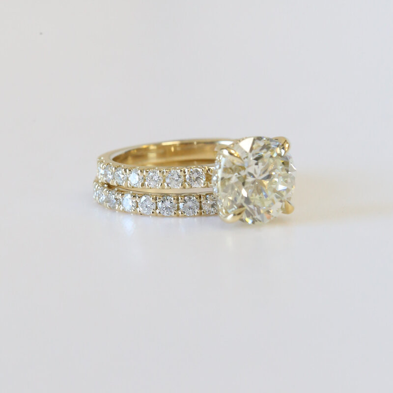 American Jewelry 14k Yellow Gold 5.97ctw (4.05 L/VS2 GIA Ctr) Round Diamond Solitaire Engagement Ring Set