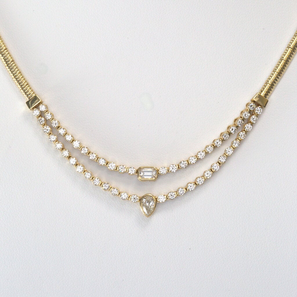 American Jewelry 14k Yellow Gold 2.12ctw Pear, Emerald & Round Diamond Station Chain Necklace (16")