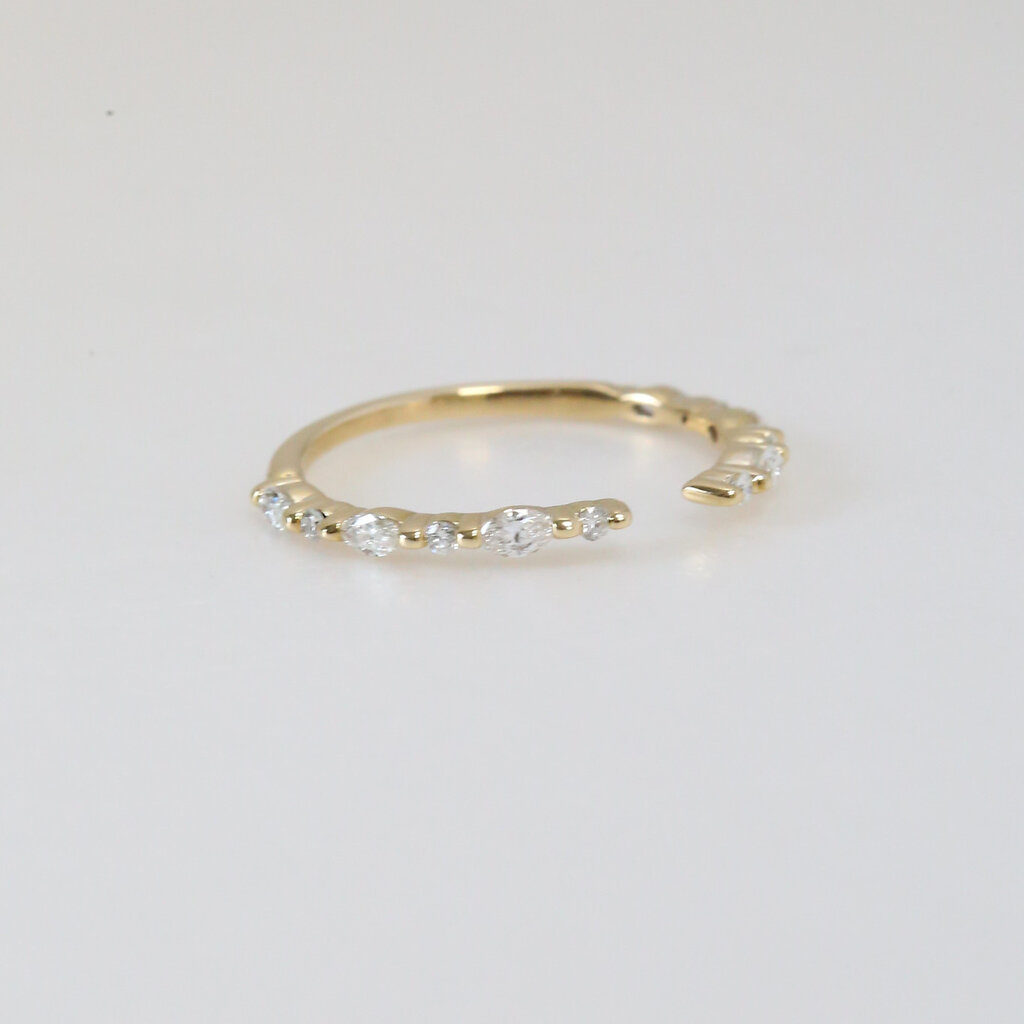 American Jewelry 14k Yellow Gold 1/3ctw Round and Marquise Alternating Diamond Open Shank Wedding Band