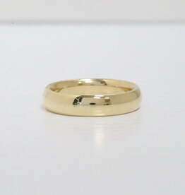 American Jewelry 14k Yellow Gold 5mm Comfort Fit Wedding Band (Size 9)