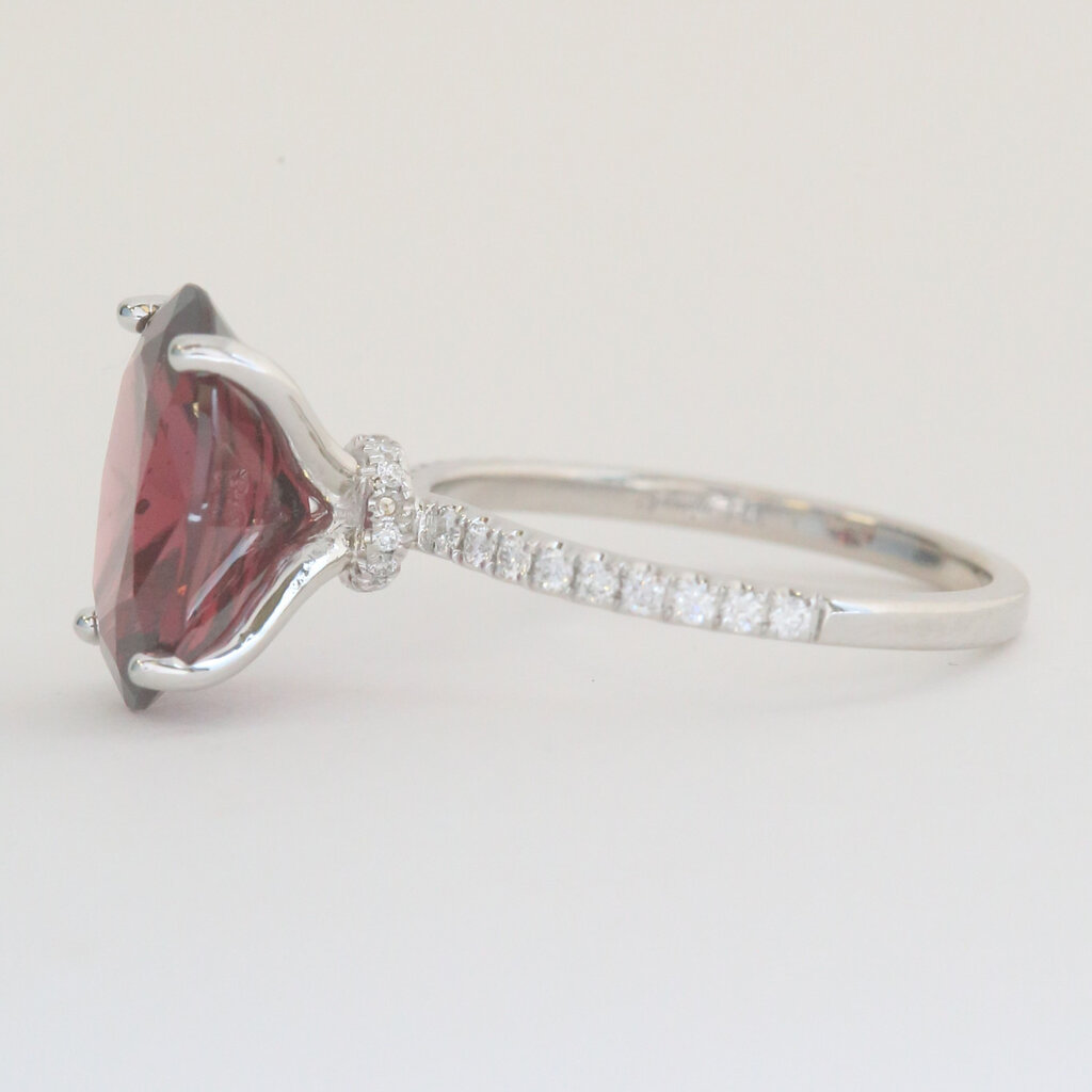 American Jewelry 14k White Gold.21ctw Diamond and Ruby Hidden Halo Solitaire Ring