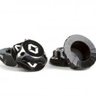 Avid RC AV1822-BLK  Black Triad 17mm Capped Wheel Nuts (4)