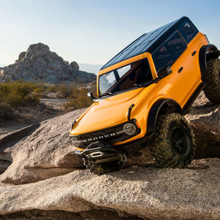 Traxxas TRA92076-4  ORANGE  Traxxas TRX-4 1/10 Crawler w/2021 Ford Bronco Body (Orange) w/TQi 2.4GHz Radio