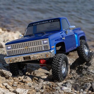 Axial Racing AXI03030T1  Blue 1/10 SCX10 III Base Camp 1982 Chevy K10 4X4 RTR