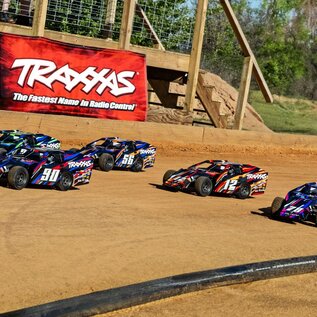 Traxxas TRA104354-74  Green Slash Modified Mudboss BL-2S  Brushless RTR HD