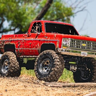 Traxxas TRA92056-4  RED Traxxas TRX-4 1/10 Chevrolet K10 High Trail Edition