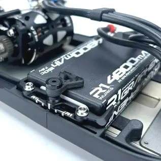 R1wurks R1-900104 (B7 Series) Battery Mount Set