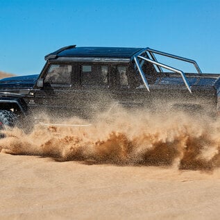 Traxxas TRA88296-4  Black TRX-6 Mercedes-Benz G 63 AMG 6X6 Clipless