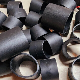 SJT SJT004  SJT 1/12 Full Set - Rubber Tires Mounted (4)