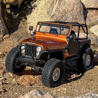 Axial Racing AXI03008V2T2  1/10 SCX10 III Jeep CJ-7 4X4 RTR Brushed Rock Craw