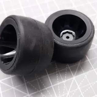 CRC CLN2318  F1 LPR Rear Tires – Formula 1