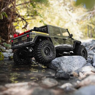 Axial Racing AXI-2443T2  SCX10 III Motobilt Waypoint Jeep JT Gladiator 4X4 RTR Brushed Rock Crawler, Green