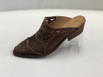 Collection - Strut Footwear & Apparel