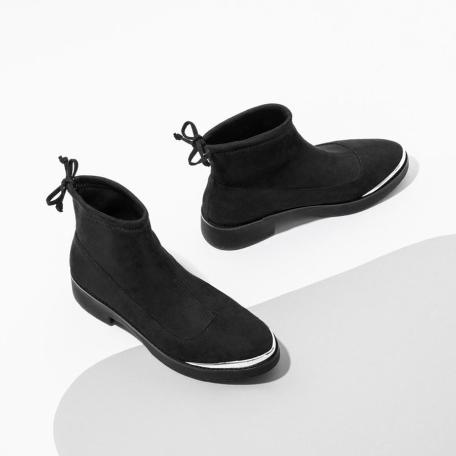 Footwear Strut Footwear & Apparel