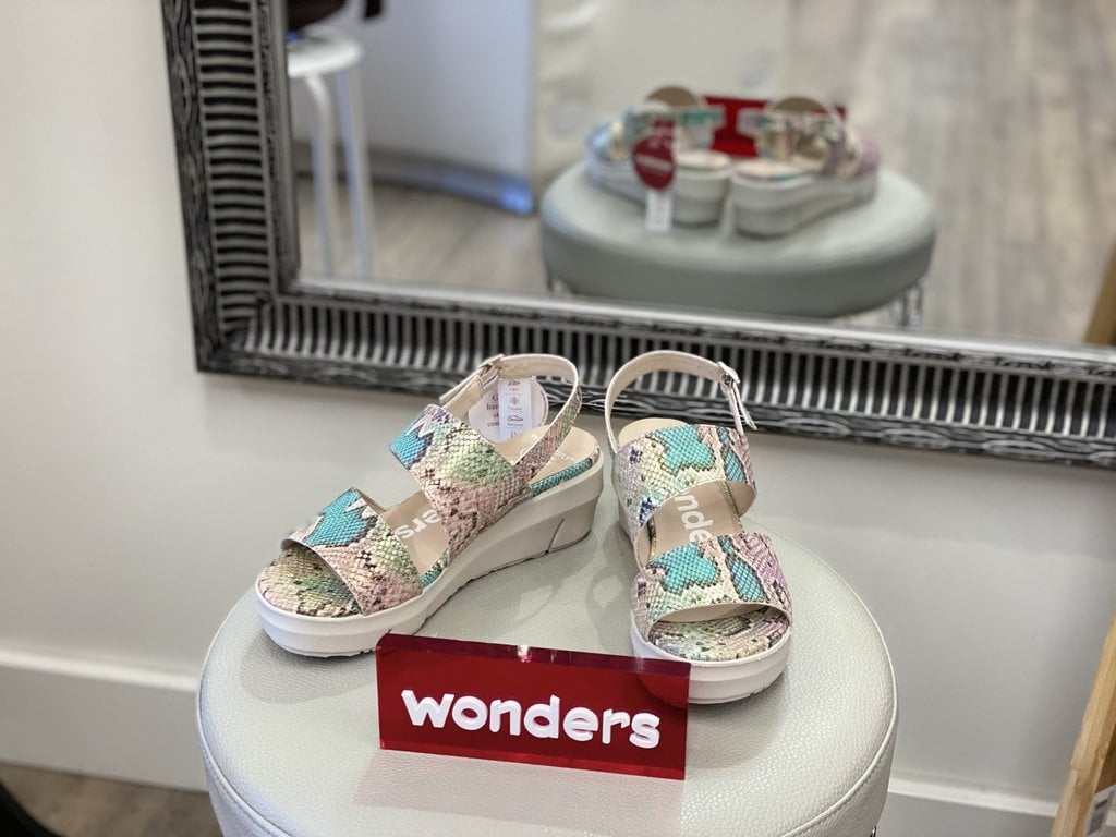 Wonders Wonders print sandal S21