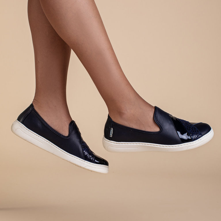 Cloud FA slip-on sneaker