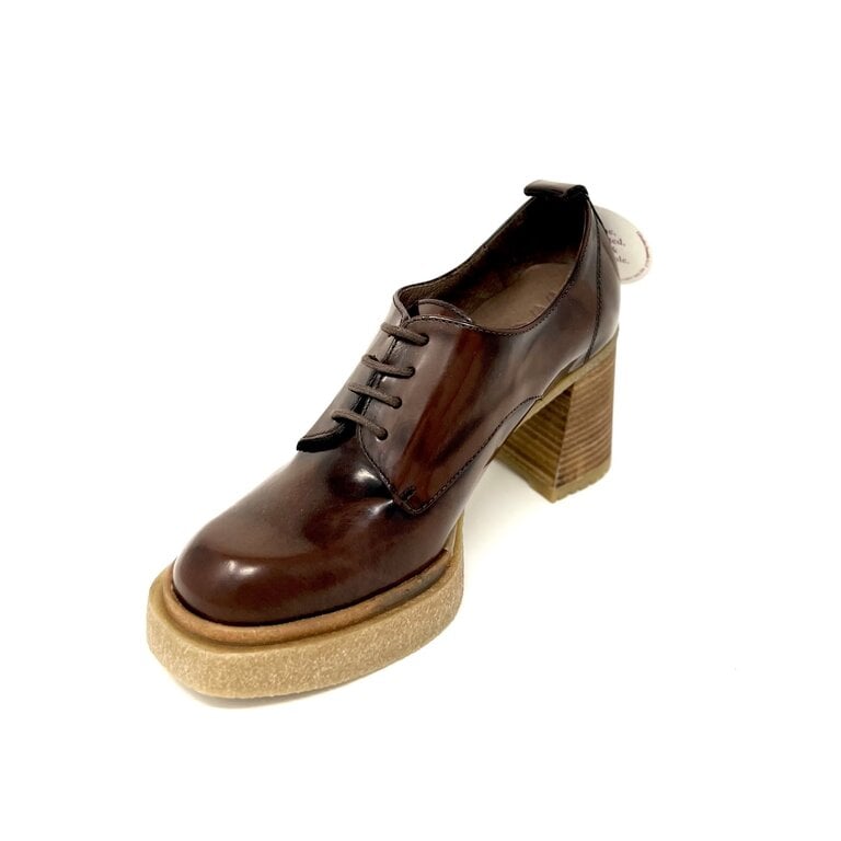 Wonders Wonders heeled Oxford