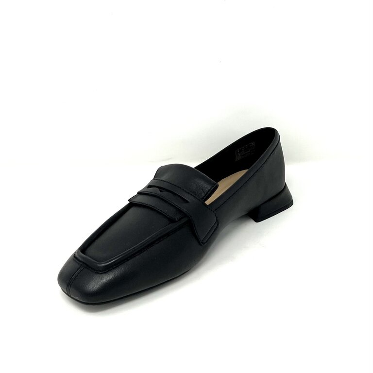 Clarks Surf leather loafer