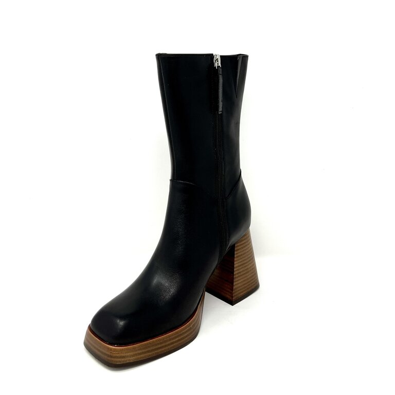 Tamara London Beckie retro boot