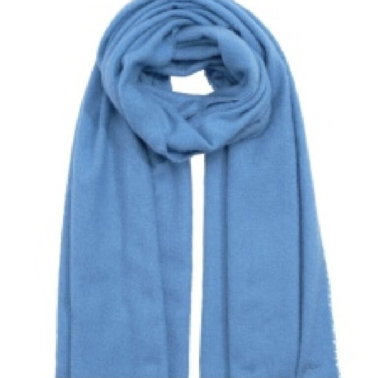 Buzzy boucle scarf